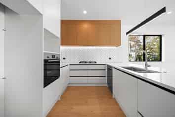 2C Dianthus Place, Browns Bay