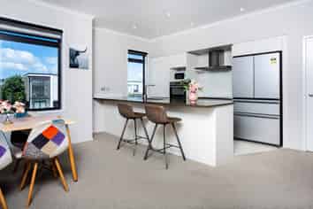 83B Hobsonville Point Road, Hobsonville