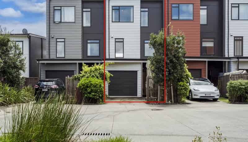 83B Hobsonville Point Road, Hobsonville