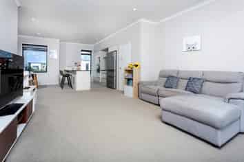 83B Hobsonville Point Road, Hobsonville