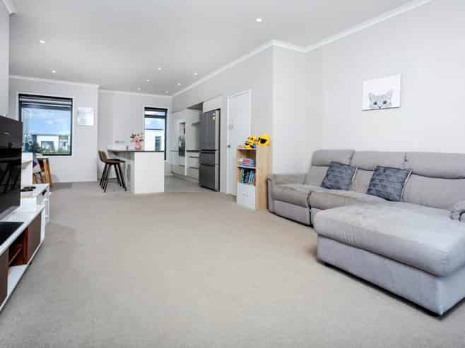 83B Hobsonville Point Road, Hobsonville