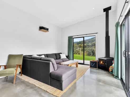 14 Robertson Mill Place, Rai Valley