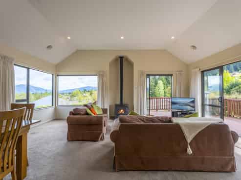 10 Forest View Close, Hanmer Springs