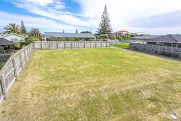 43 Seagrass Place, Otaki Beach