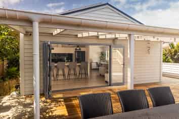 20 Karaka Road, Oneroa