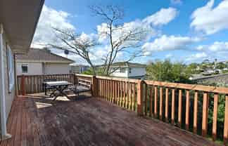 97 Unsworth Drive, Unsworth Heights