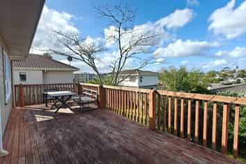 97 Unsworth Drive, Unsworth Heights