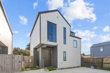 43 John Gray Street, Papakura