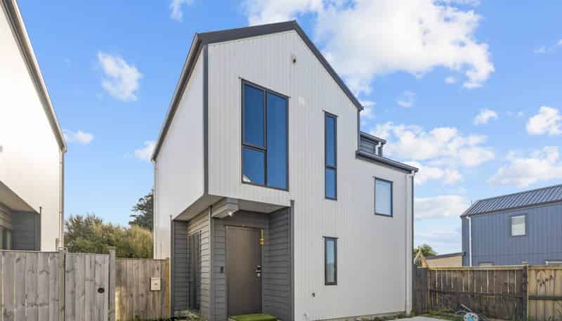 43 John Gray Street, Papakura