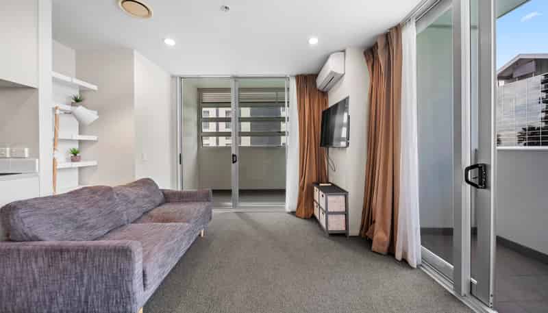 203/17 Amersham Way, Manukau