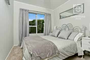 74 Barbados Drive, Unsworth Heights