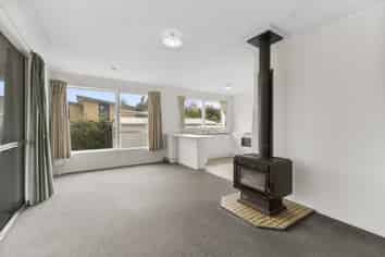 6B Robert Mckeen, Otaki Beach