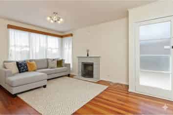 22 Kirrie Avenue, Te Atatu South