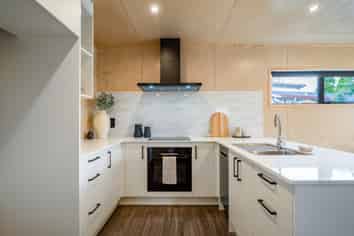 48b Kowhai Street, Hamilton Lake