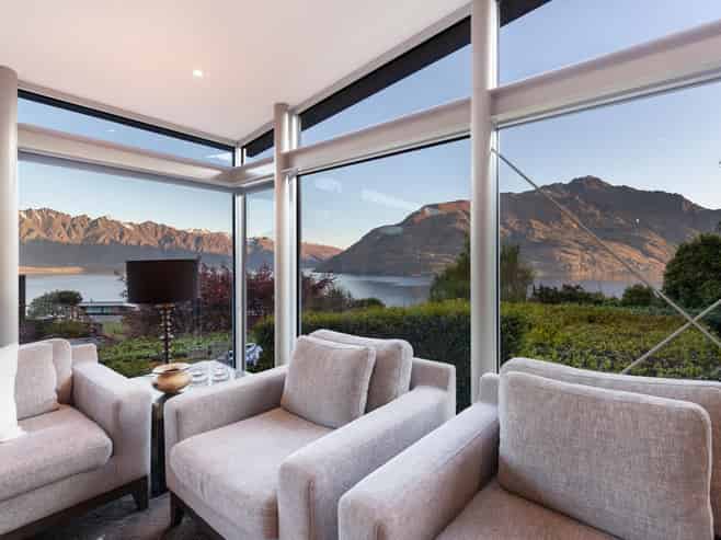 6 Whitbourn Place, Fernhill