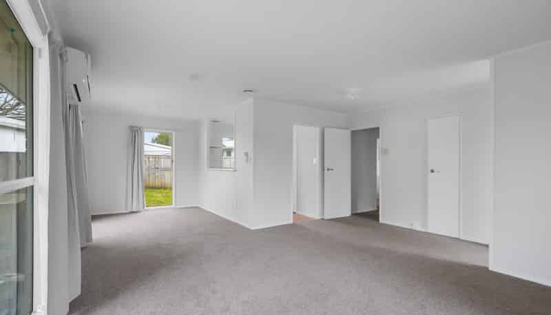 12 Chantal Place, Papakura