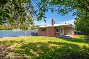 10 McLaughlins Road, Darfield