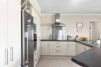 14 Ebony Court, Rototuna