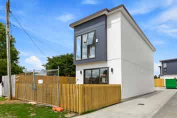 20A Fairdene Avenue, Henderson