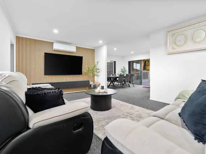 6 Brunswick Rise, Mangere