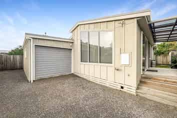 A/5 Marine Parade , Foxton Beach