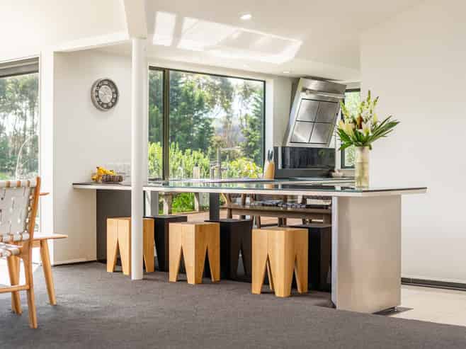 20 Coroglen Rise, Plimmerton