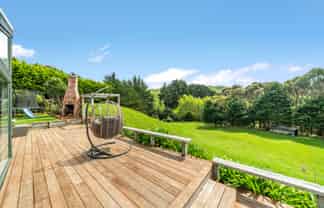 20 Coroglen Rise, Plimmerton