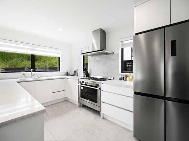 1 Oku Close, Hillcrest