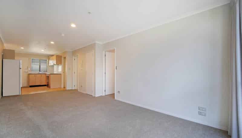 C701/176 Broadway, Newmarket