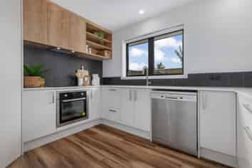 6C Quinn Road, Levin