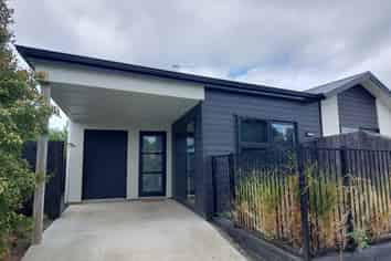 1/152 Old Farm Road, Hamilton East