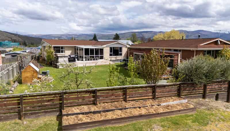 60 Donegal Street, Cromwell