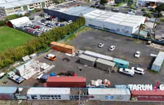 Large 3,100sqm Yard in Prime Location