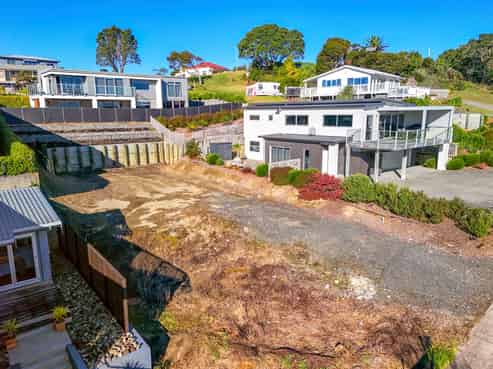 50B Bow Street, Raglan