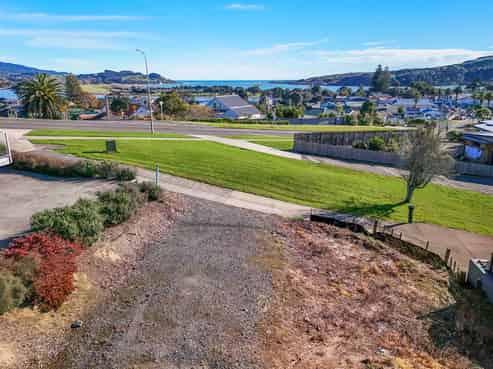 50B Bow Street, Raglan