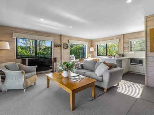 52 Mako Street, Oneroa