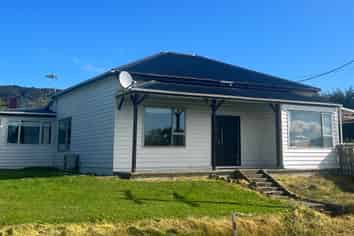 161 Orepuki Riverton Highway, Riverton