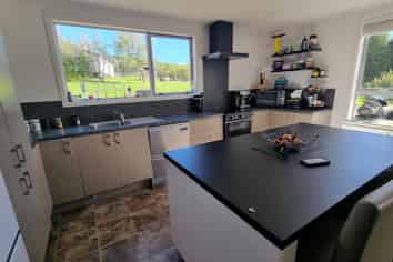 161 Orepuki Riverton Highway, Riverton