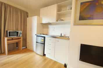 401B/85 Tetra House Apts, Grafton