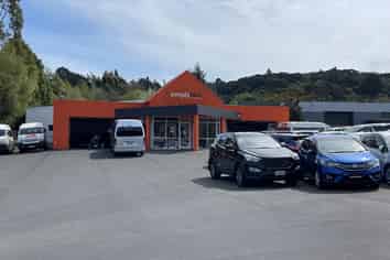 High Profile Premises and Yard  