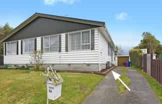 6b Indiana Grove, Totara Park