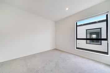 7/3 Cape Road, Mangere