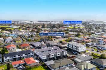 7/3 Cape Road, Mangere