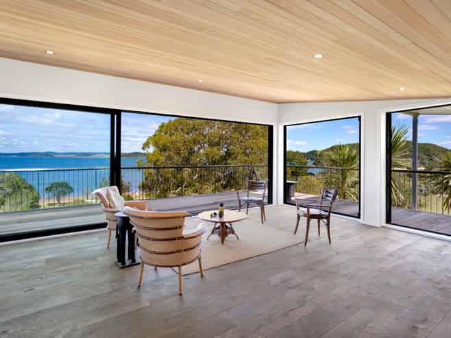 Flats 3-4 Moturoa Island, Russell