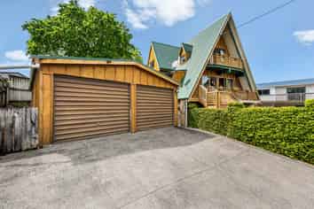 19 Hammond Avenue, Hatfields Beach
