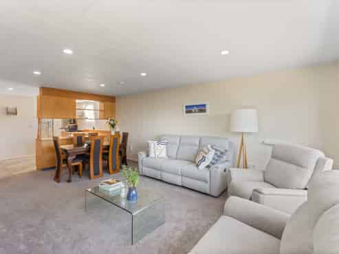 4/24 Acheron Road, Paremata