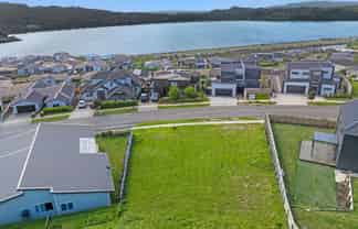 105 Queen Charlotte Drive, Aotea