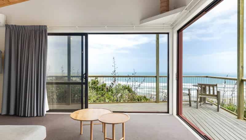 6/685 Karioitahi Road, Waiuku