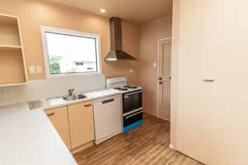 104a  Allington Road , Karori