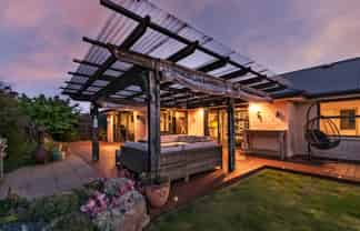 24C Jozecom Place, ROLLESTON